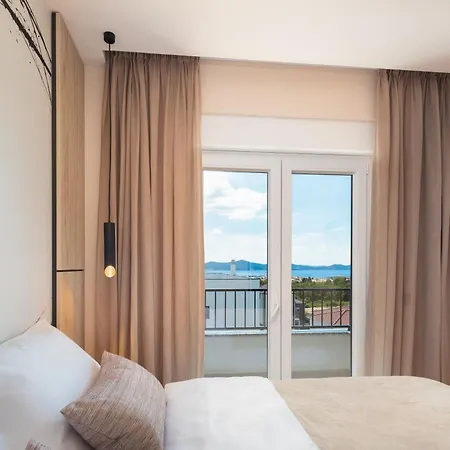 Apartment Pasman, Three Bedroom With Private Jacuzzi *