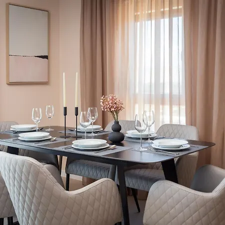 Pasman, Three Bedroom With Private Jacuzzi