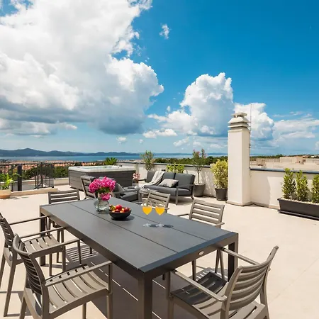 Pasman, Three Bedroom With Private Jacuzzi Zadar