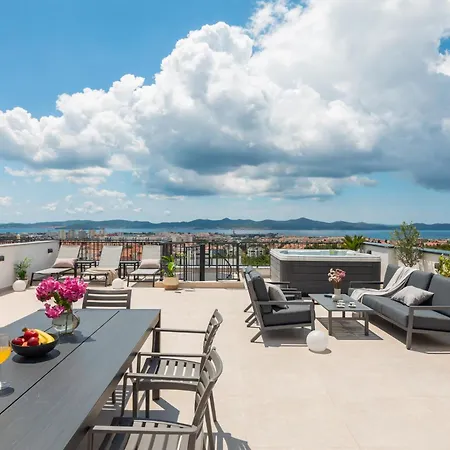 Apartment Pasman, Three Bedroom With Private Jacuzzi *